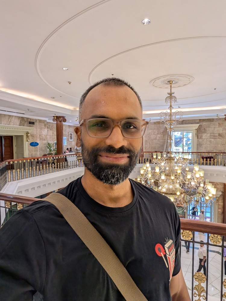 Viswesh Subramanian, headshot